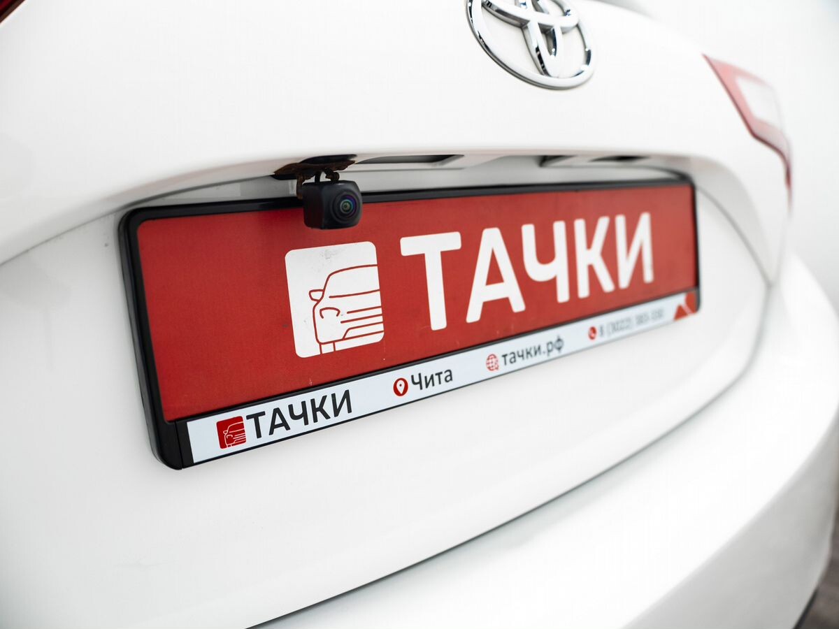 Toyota Vitz 2019 - фото автомобиля