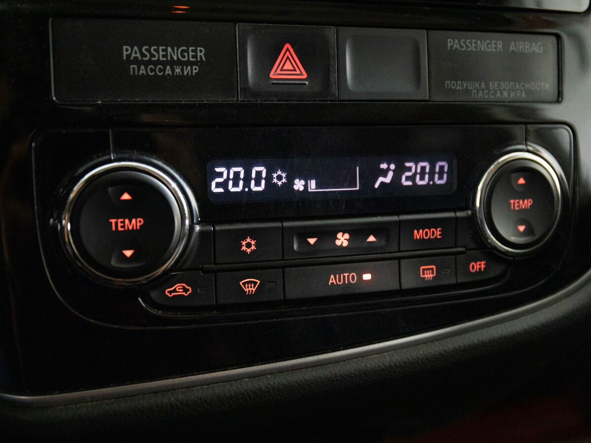 Mitsubishi Outlander 2014 - фото автомобиля