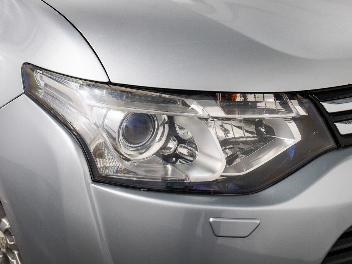 Mitsubishi Outlander 2014 - фото автомобиля