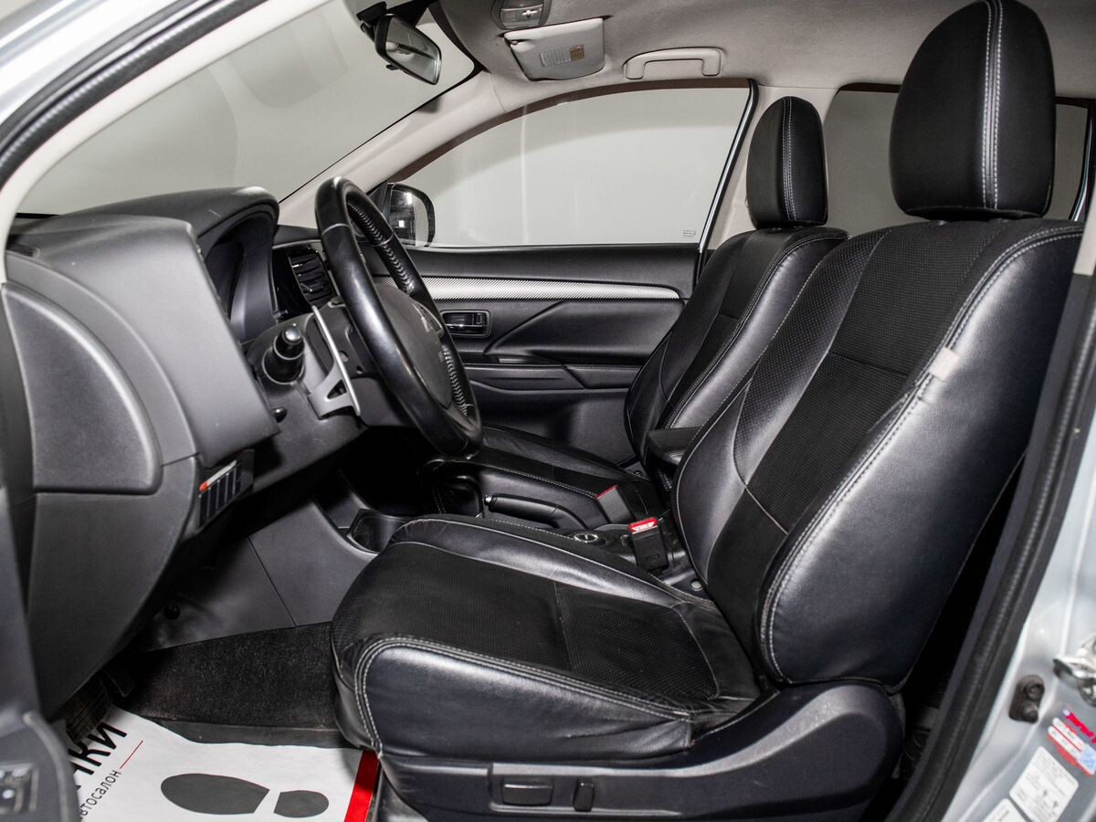 Mitsubishi Outlander 2014 - фото автомобиля
