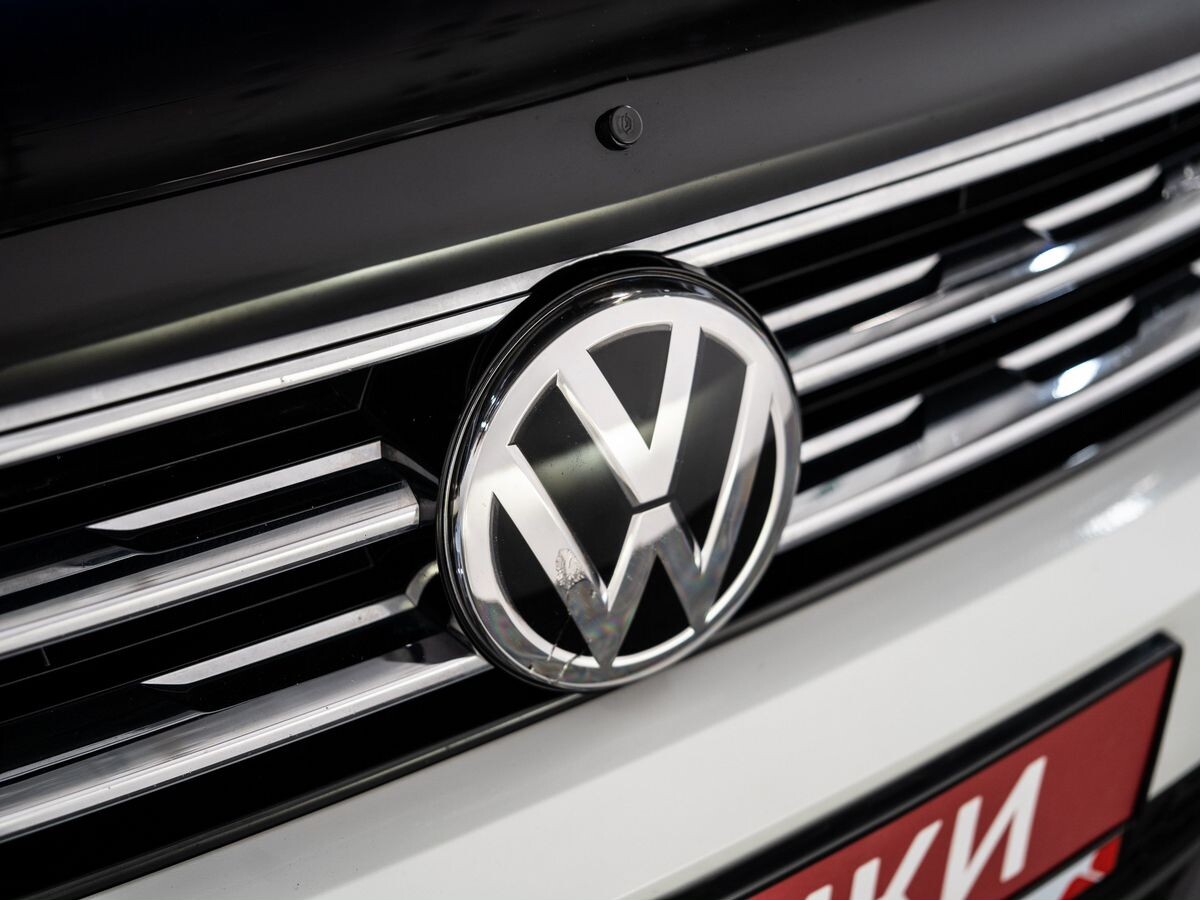 Volkswagen Tiguan 2019 - фото автомобиля