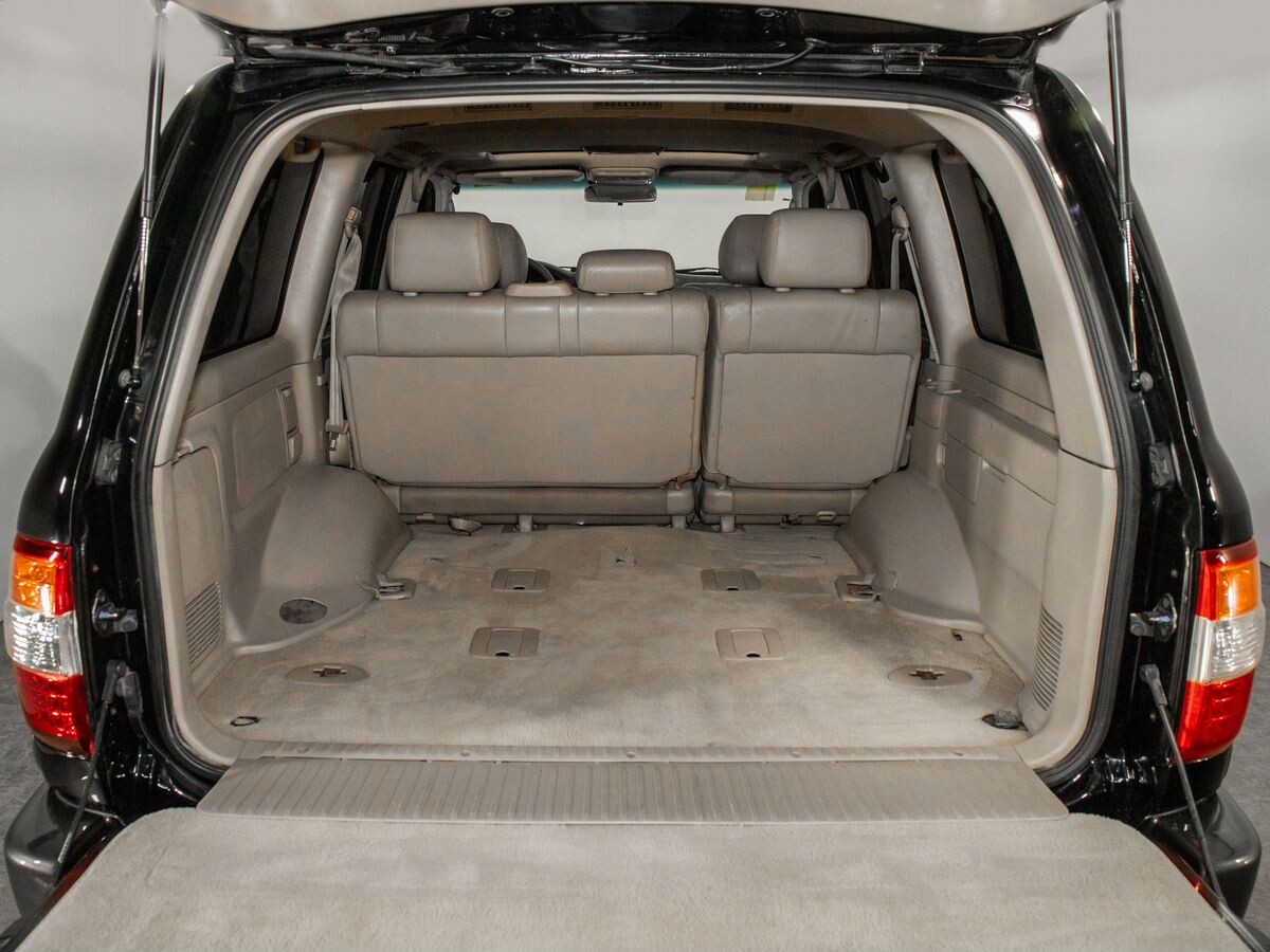 Toyota Land Cruiser 2005 - фото автомобиля