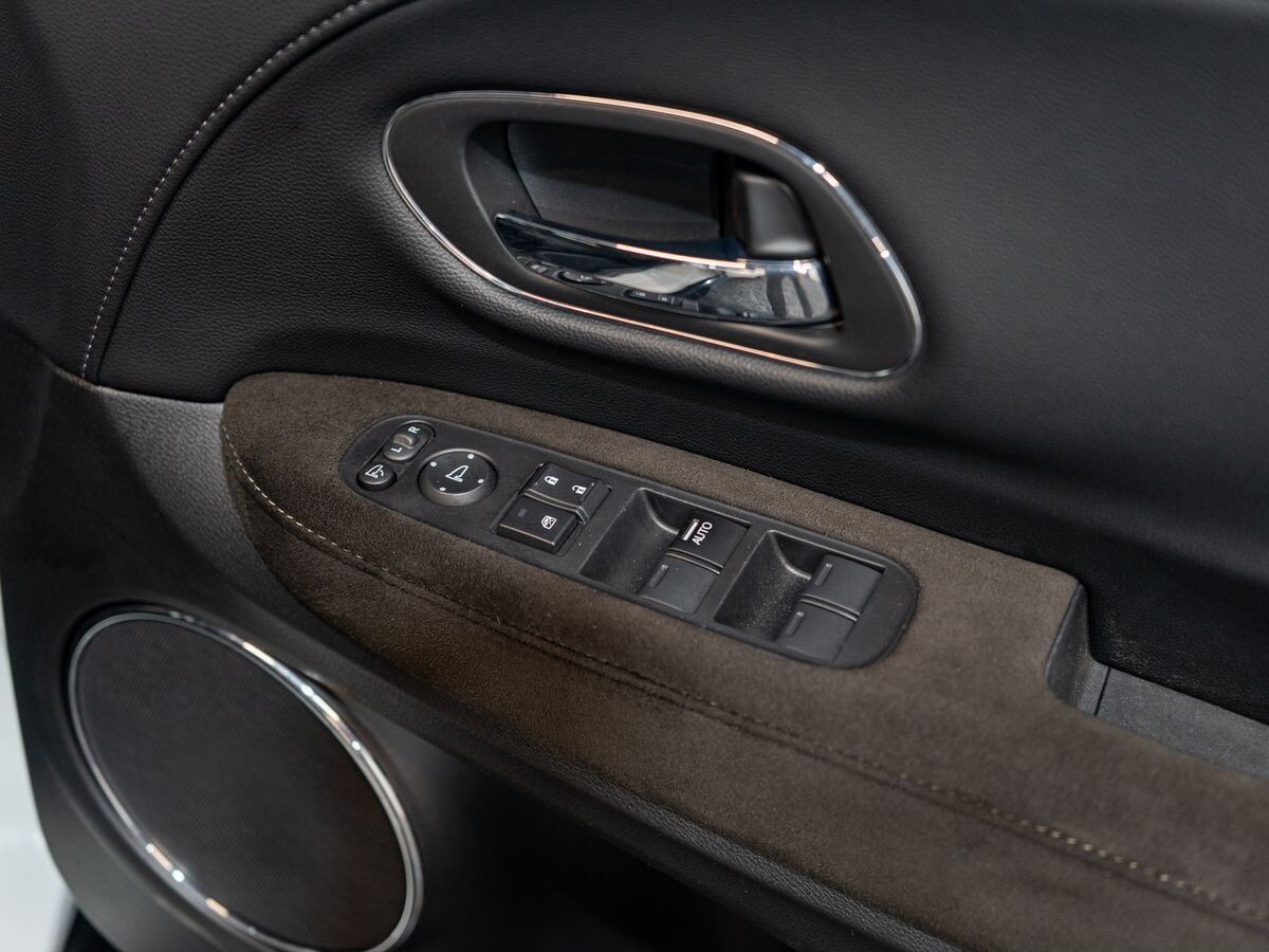 Honda Vezel 2018 - фото автомобиля