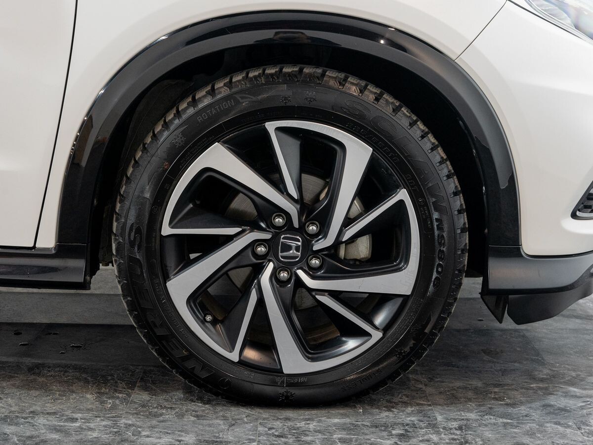 Honda Vezel 2018 - фото автомобиля