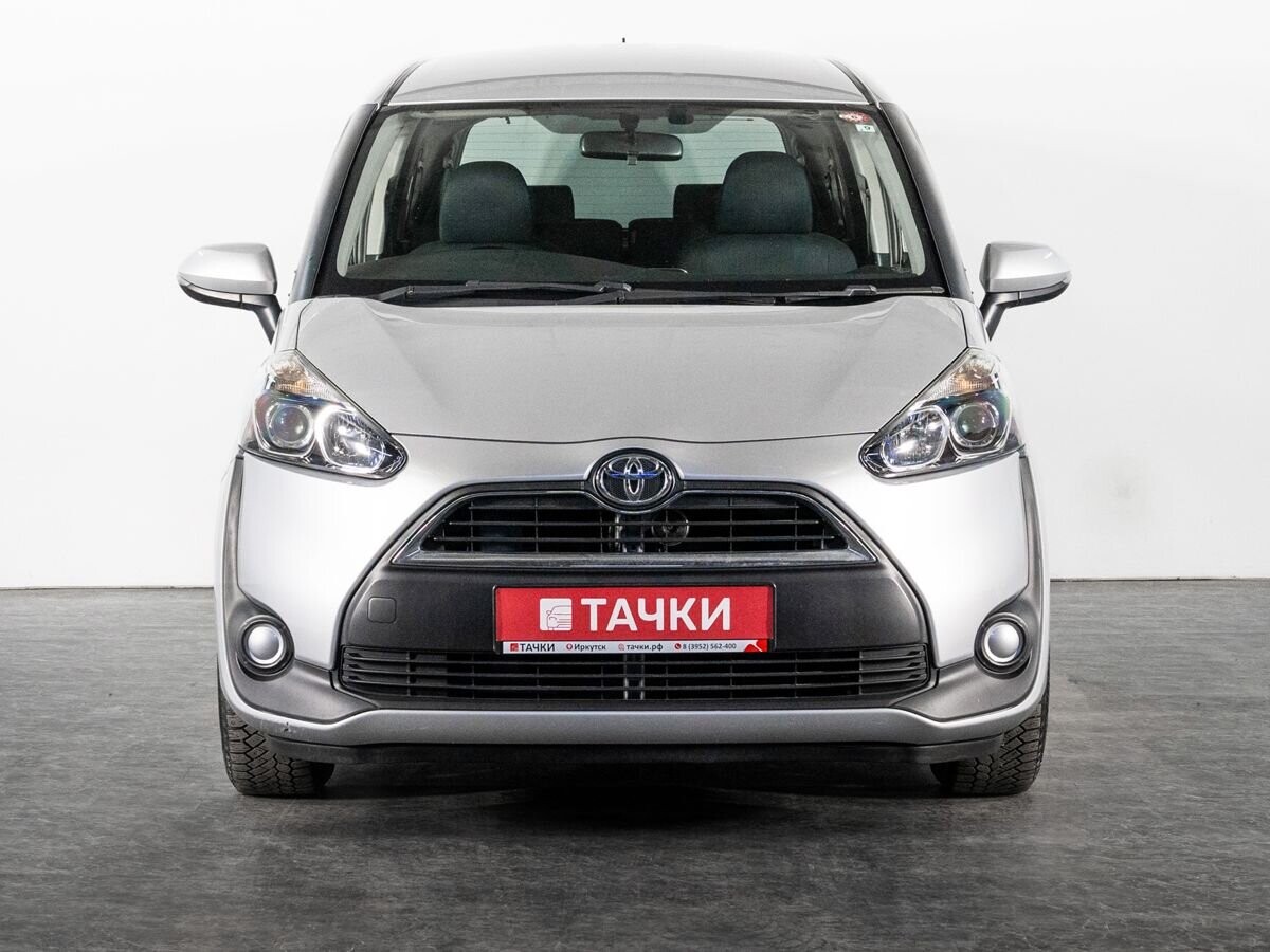 Toyota Sienta 2015 - фото автомобиля