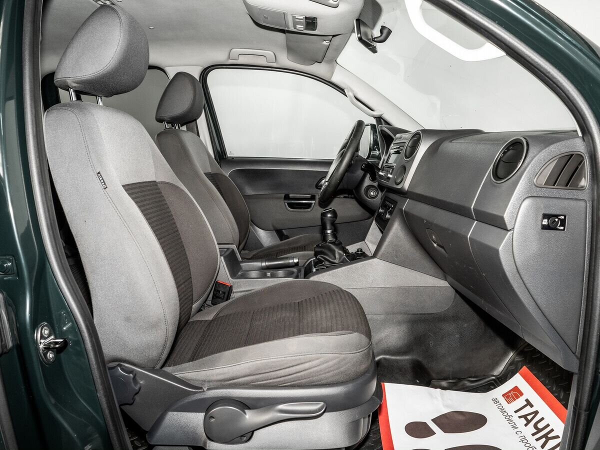 Volkswagen Amarok 2011 - фото автомобиля