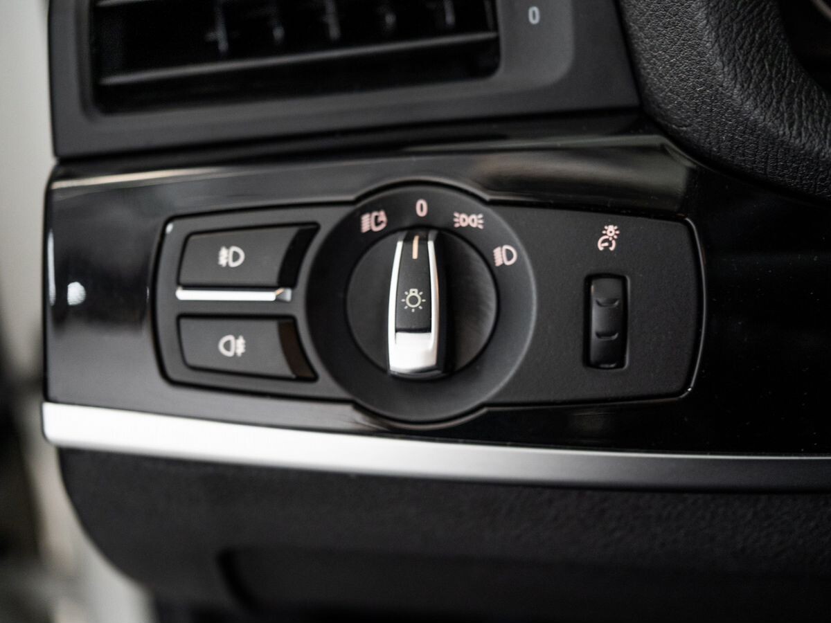 BMW X3 2016 - фото автомобиля