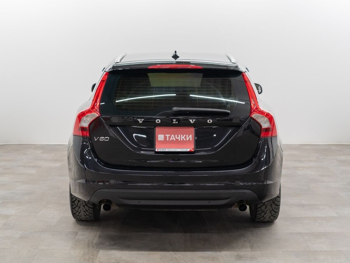 Volvo V60 2011 - фото автомобиля