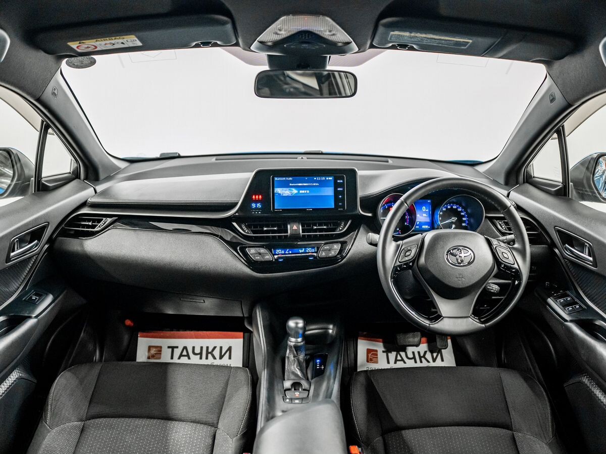 Toyota C-HR 2016 - фото автомобиля