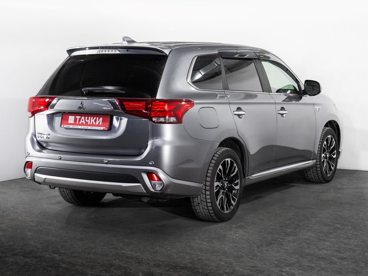 Mitsubishi Outlander 2017 - фото автомобиля