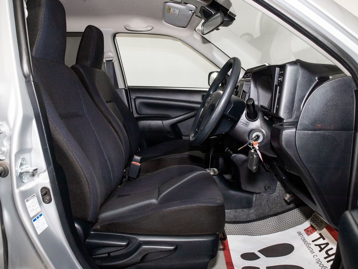 Toyota Probox 2016 - фото автомобиля