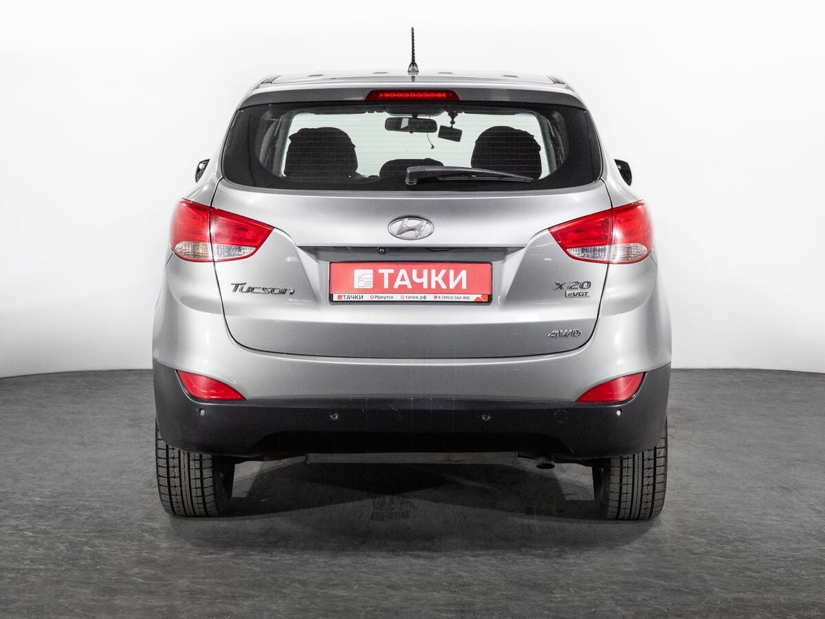 Hyundai Tucson 2011 - фото автомобиля