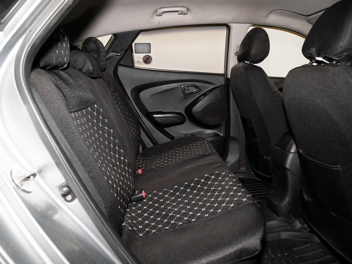 Hyundai Tucson 2011 - фото автомобиля