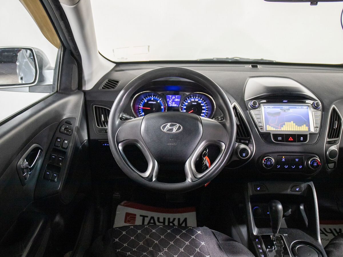 Hyundai Tucson 2011 - фото автомобиля