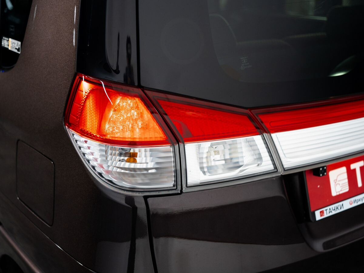 Suzuki Solio 2015 - фото автомобиля