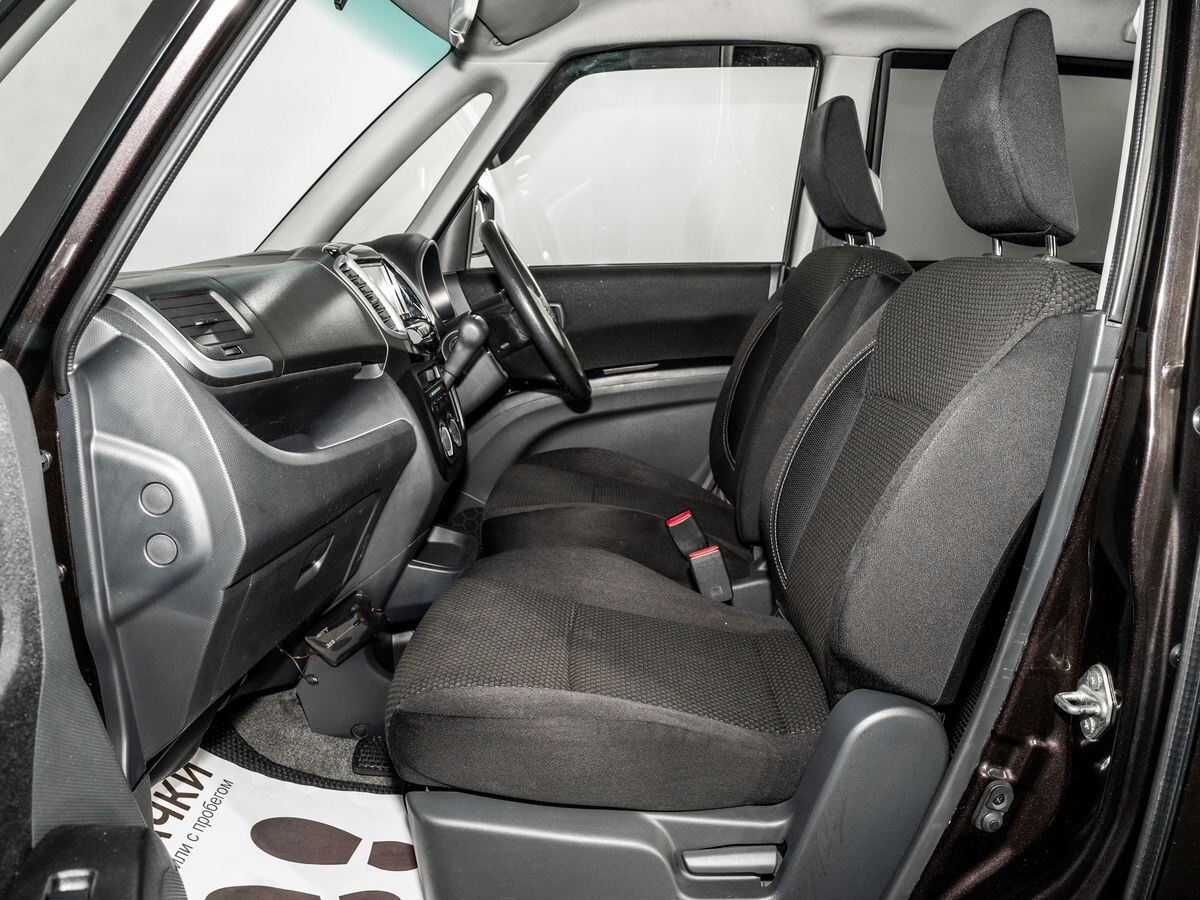 Suzuki Solio 2015 - фото автомобиля