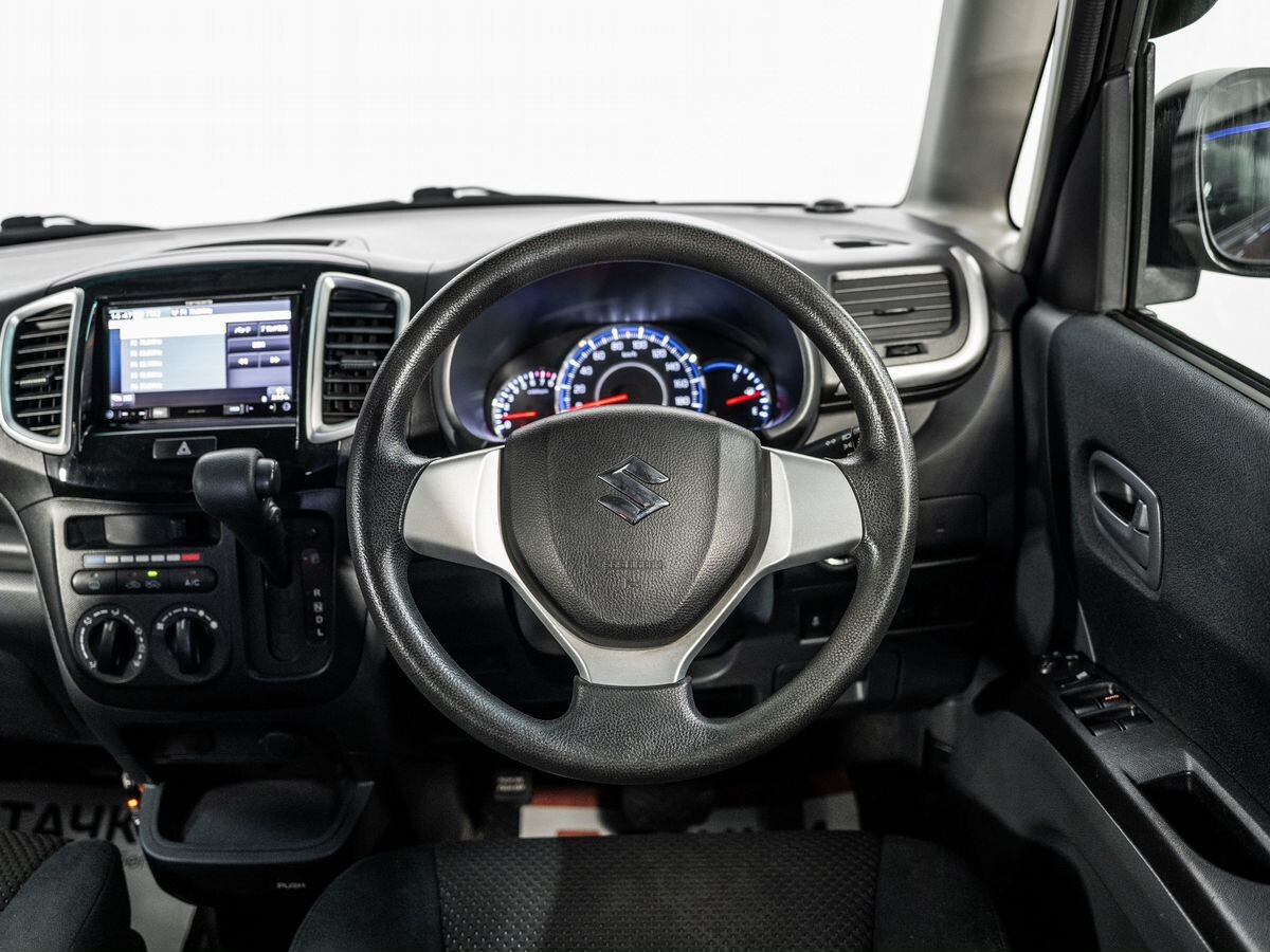 Suzuki Solio 2015 - фото автомобиля