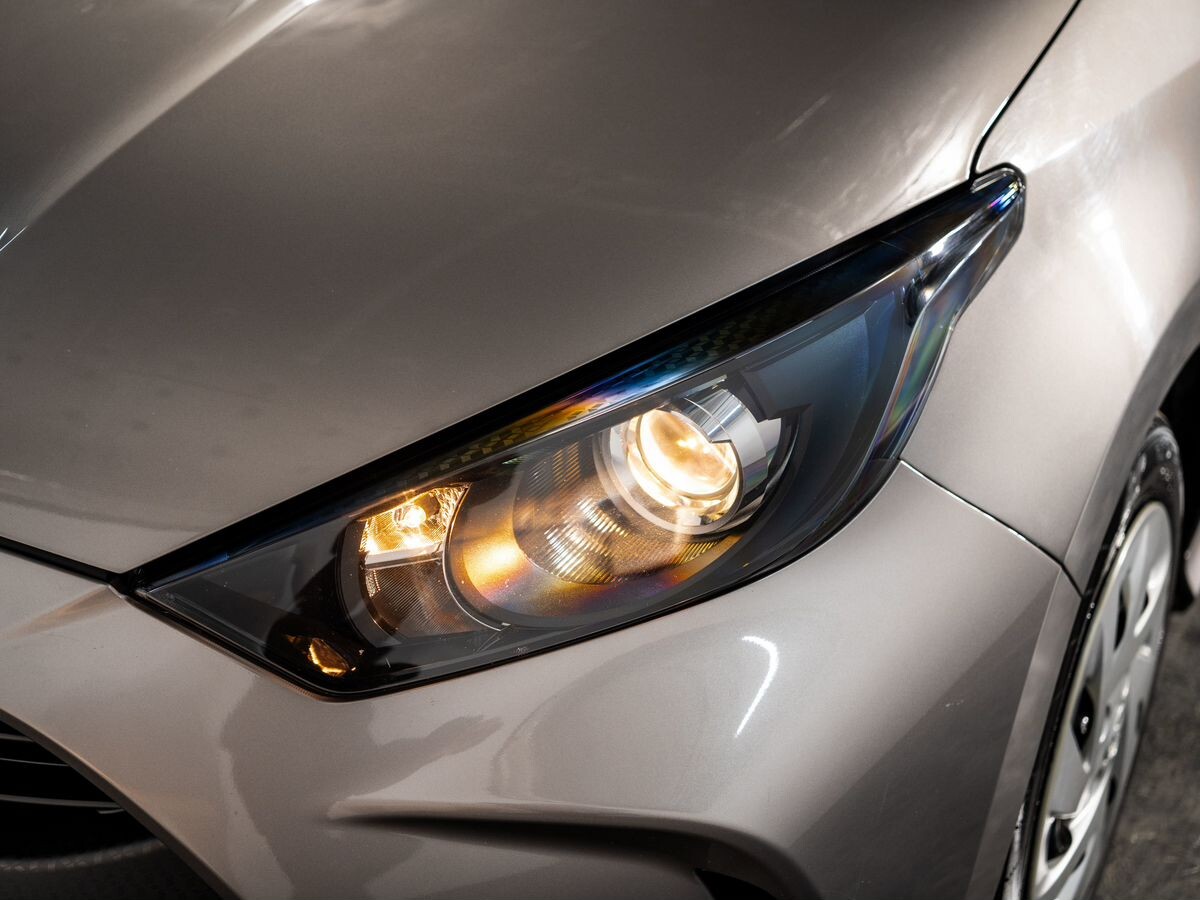 Toyota Yaris 2020 - фото автомобиля