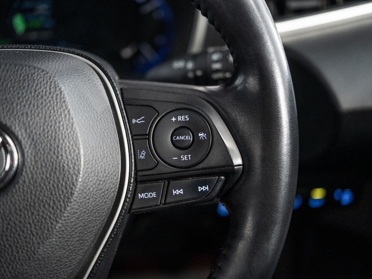 Toyota Corolla 2018 - фото автомобиля