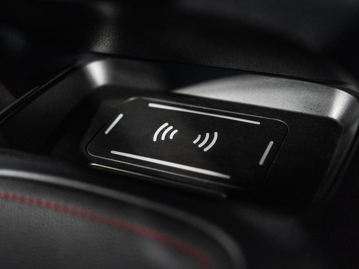 Toyota Corolla 2018 - фото автомобиля