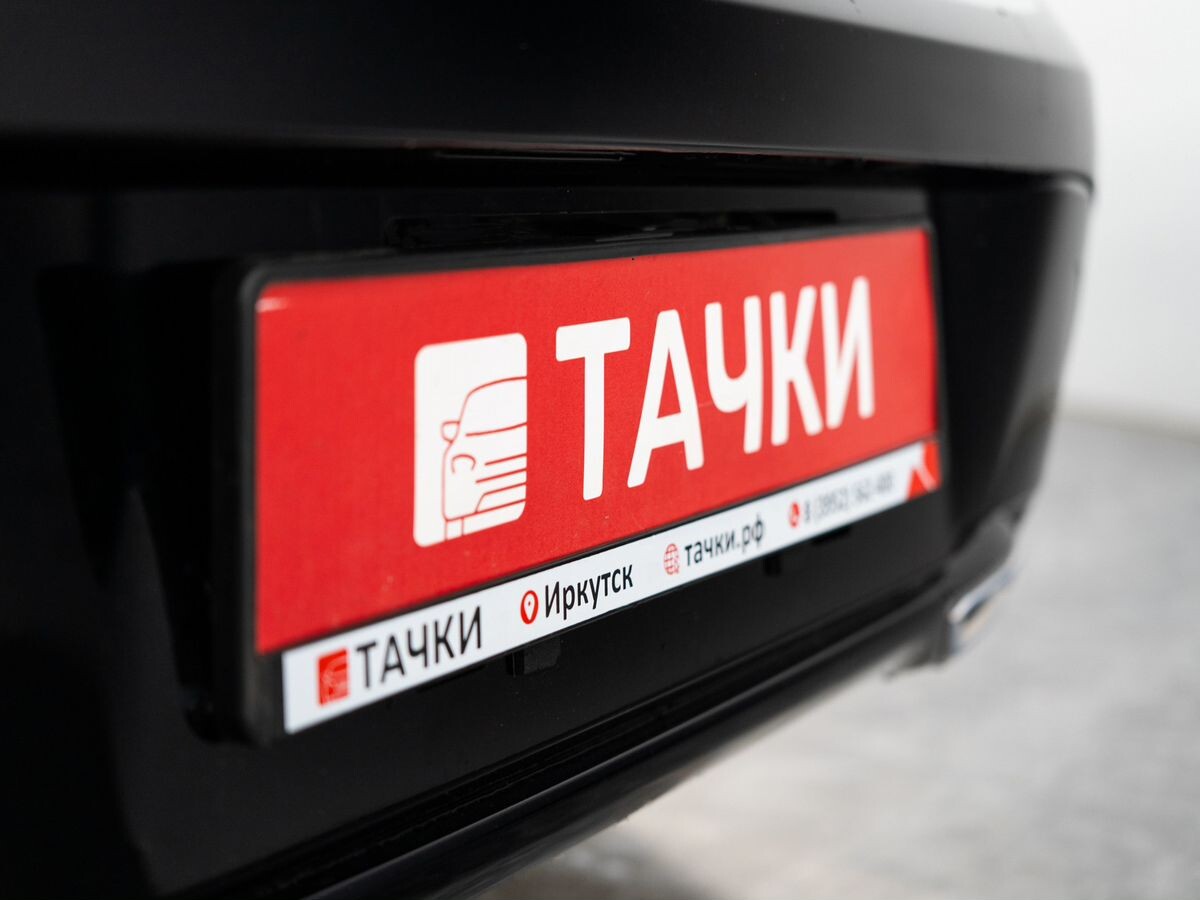 Toyota Corolla 2018 - фото автомобиля