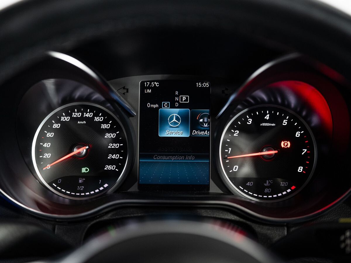 Mercedes-Benz C-Класс 2019 - фото автомобиля