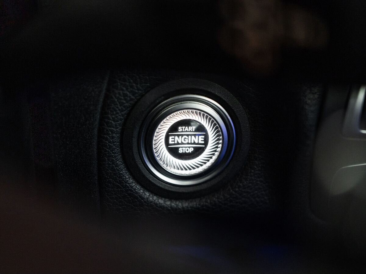 Mercedes-Benz C-Класс 2019 - фото автомобиля