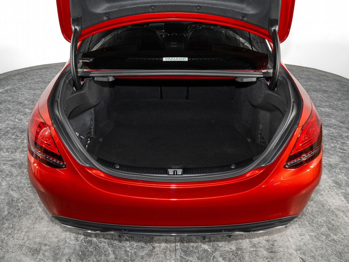 Mercedes-Benz C-Класс 2019 - фото автомобиля