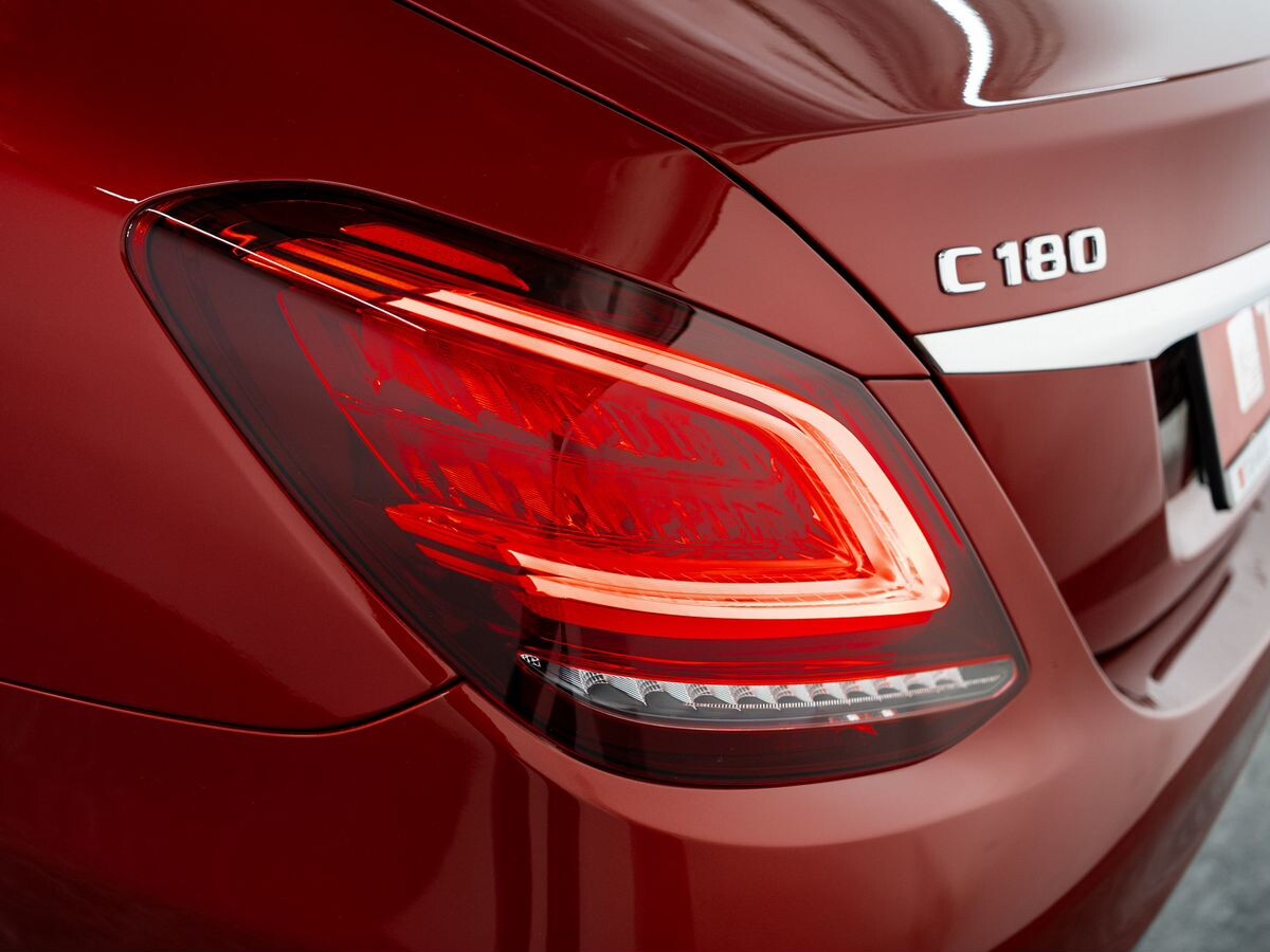 Mercedes-Benz C-Класс 2019 - фото автомобиля