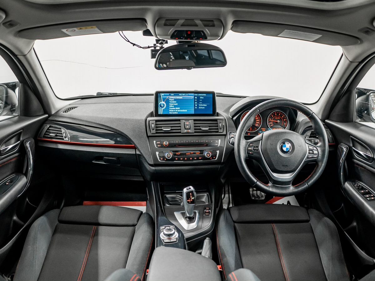 BMW 1 серии 2012 - фото автомобиля