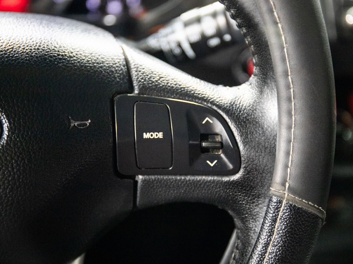 Kia Sportage 2011 - фото автомобиля