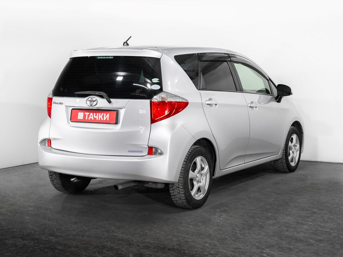 Toyota Ractis 2012 - фото автомобиля