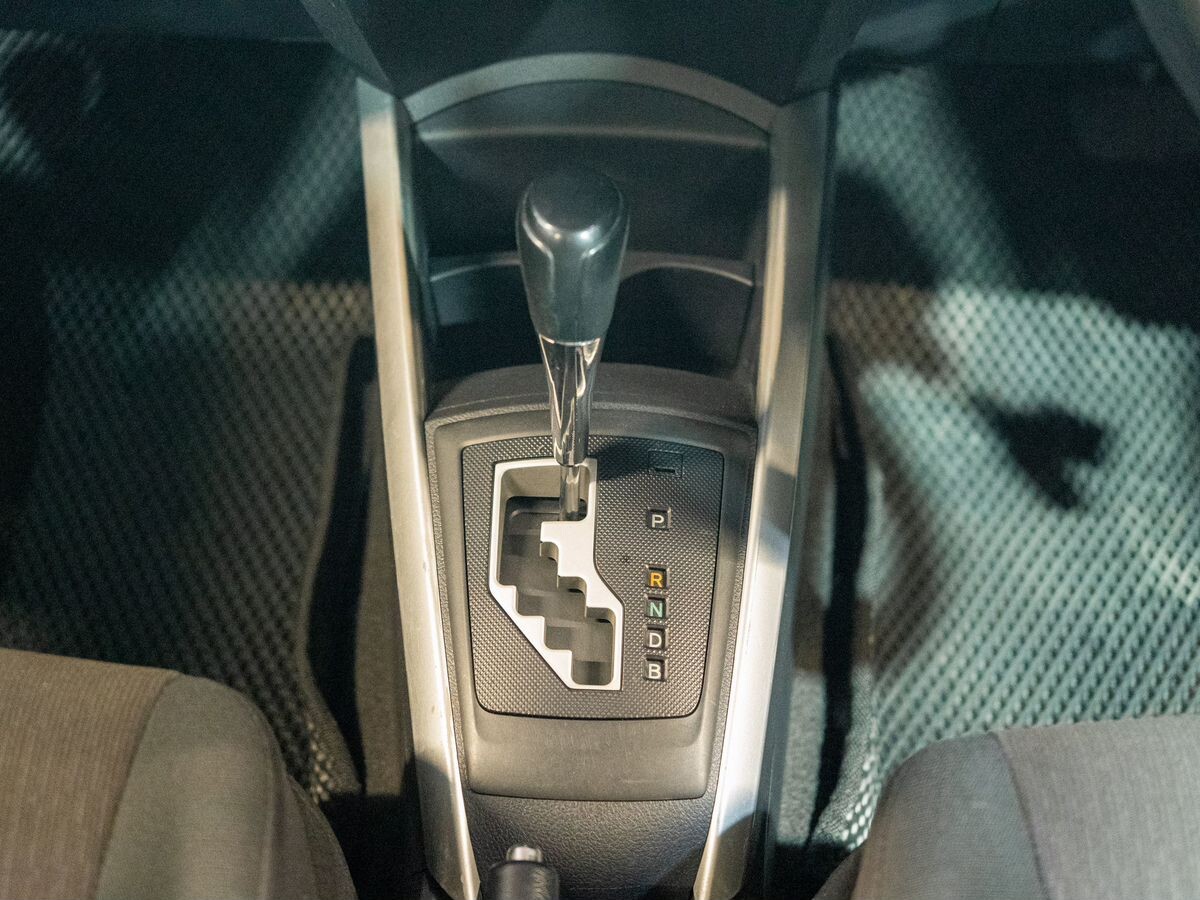 Toyota Corolla 2014 - фото автомобиля