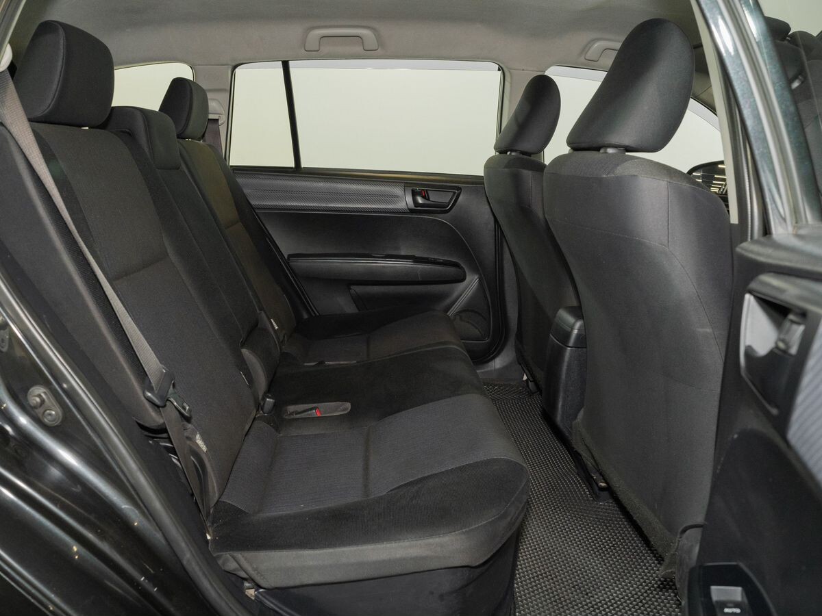 Toyota Corolla 2014 - фото автомобиля