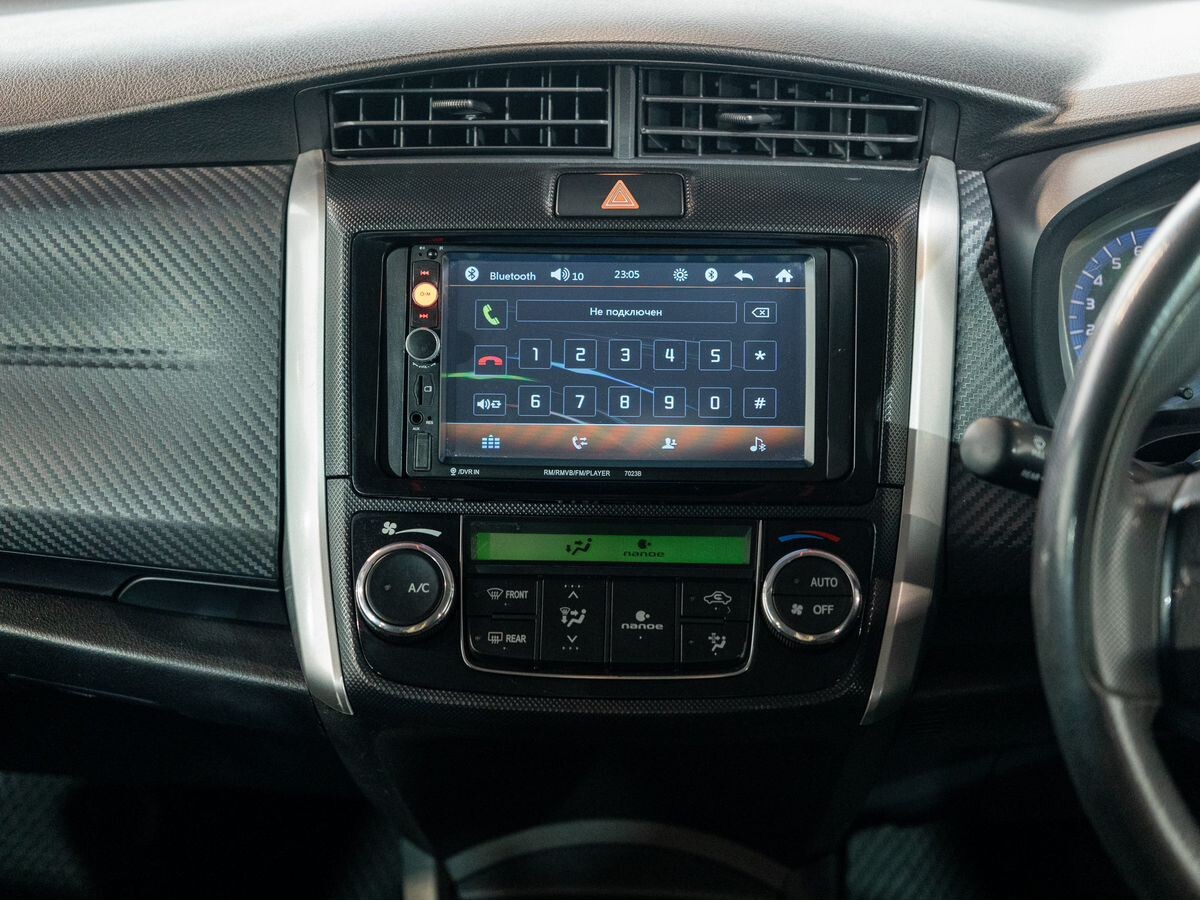 Toyota Corolla 2014 - фото автомобиля