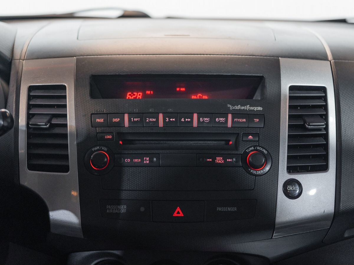 Mitsubishi Outlander 2008 - фото автомобиля