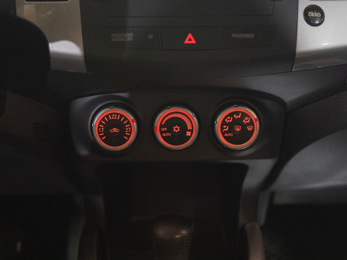 Mitsubishi Outlander 2008 - фото автомобиля