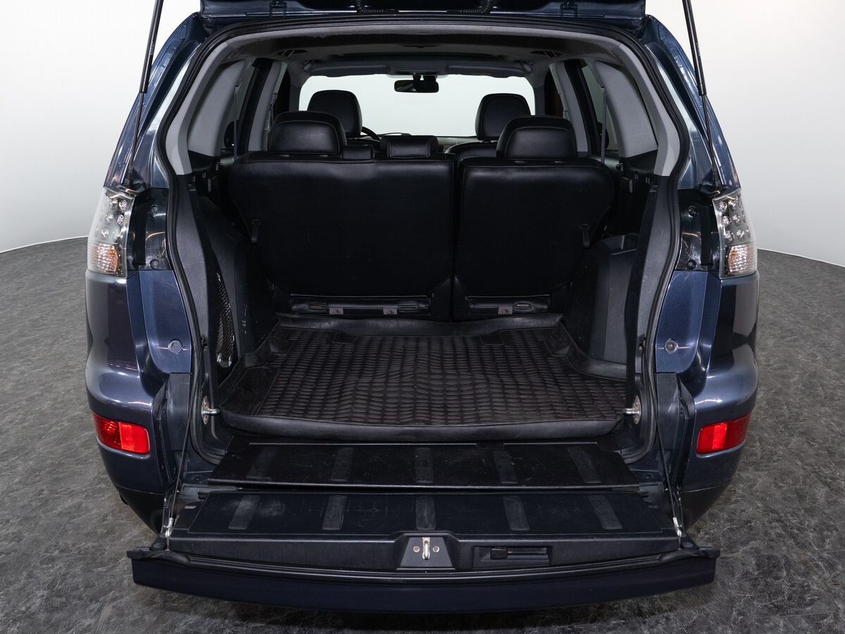 Mitsubishi Outlander 2008 - фото автомобиля