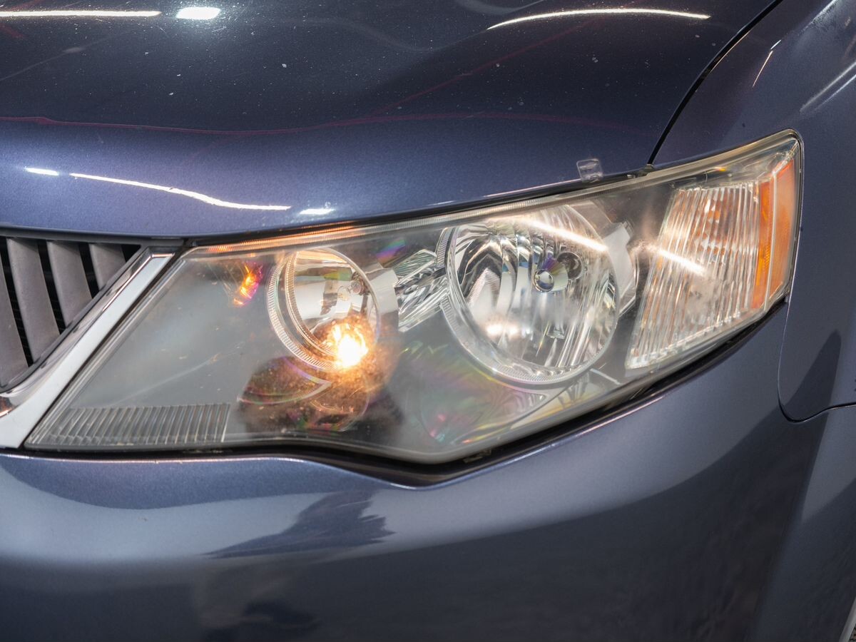 Mitsubishi Outlander 2008 - фото автомобиля