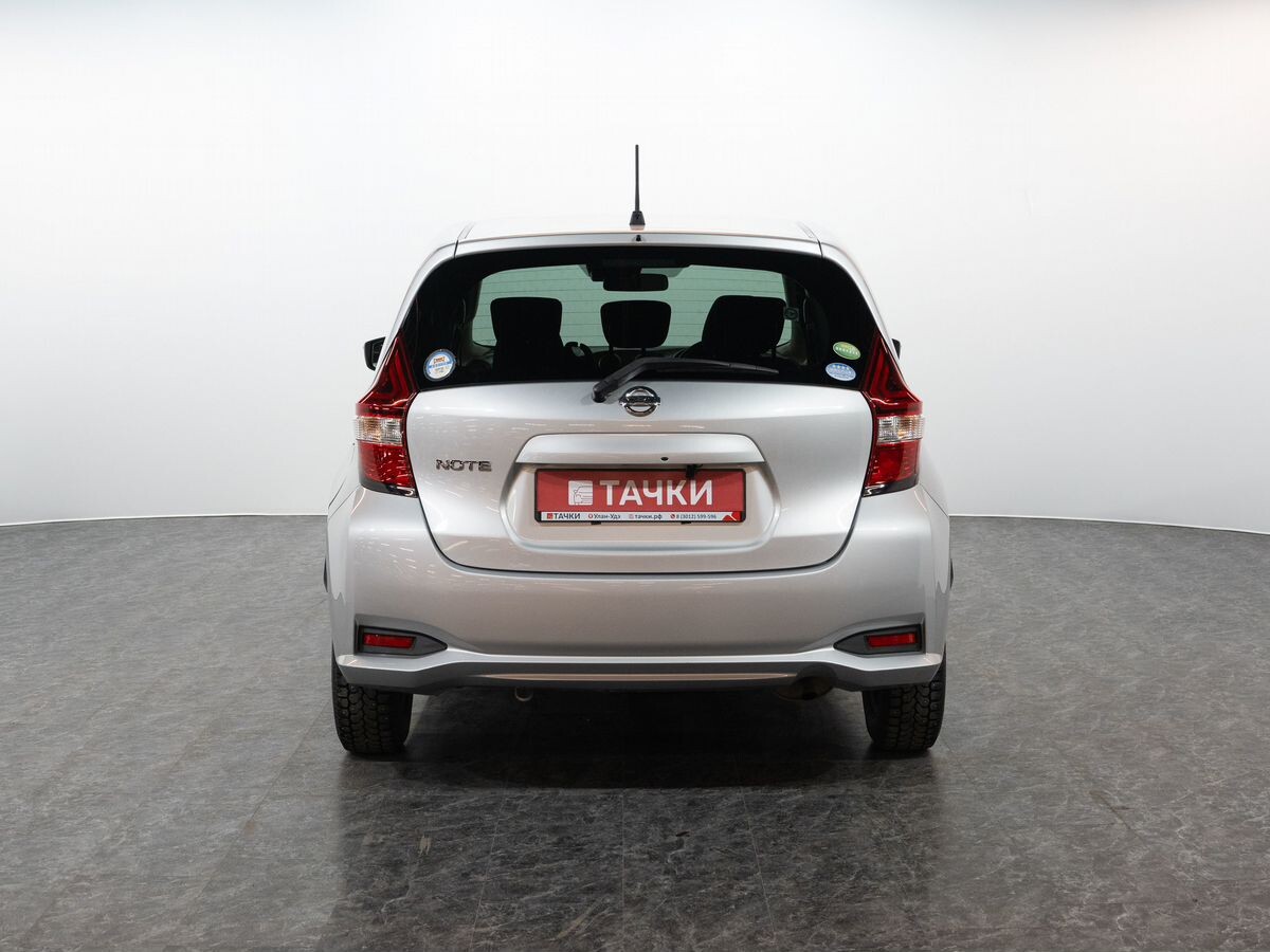 Nissan Note 2018 - фото автомобиля