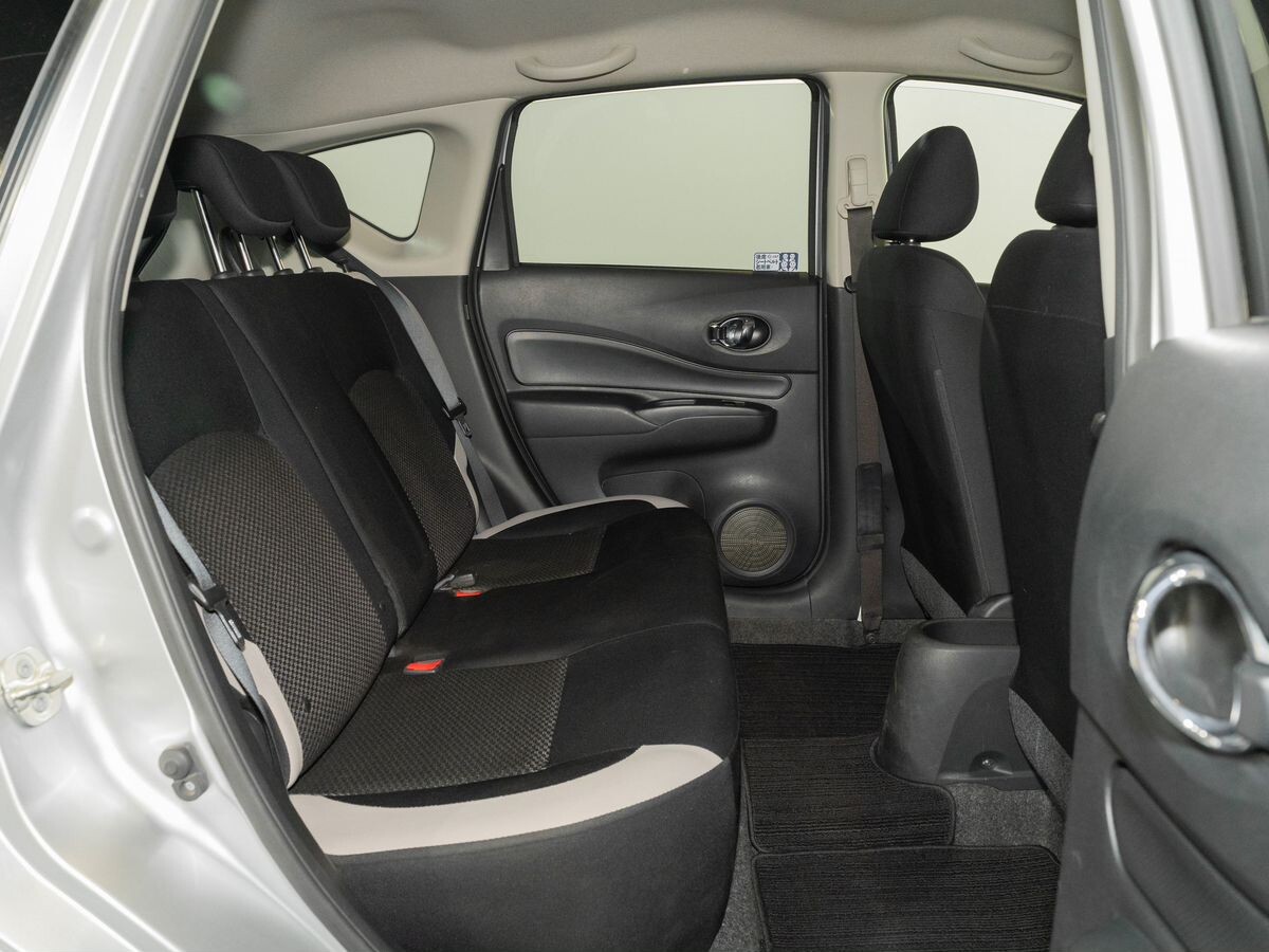 Nissan Note 2018 - фото автомобиля