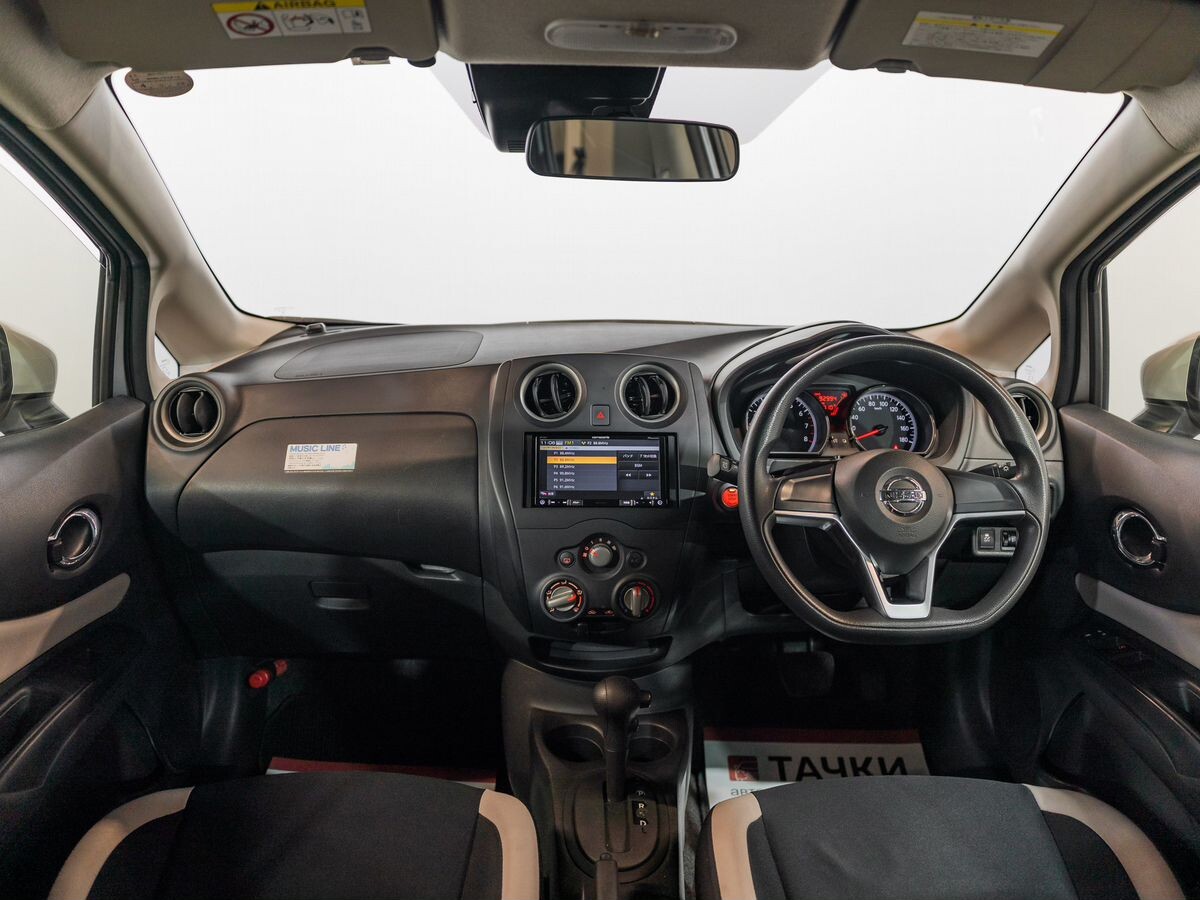 Nissan Note 2018 - фото автомобиля
