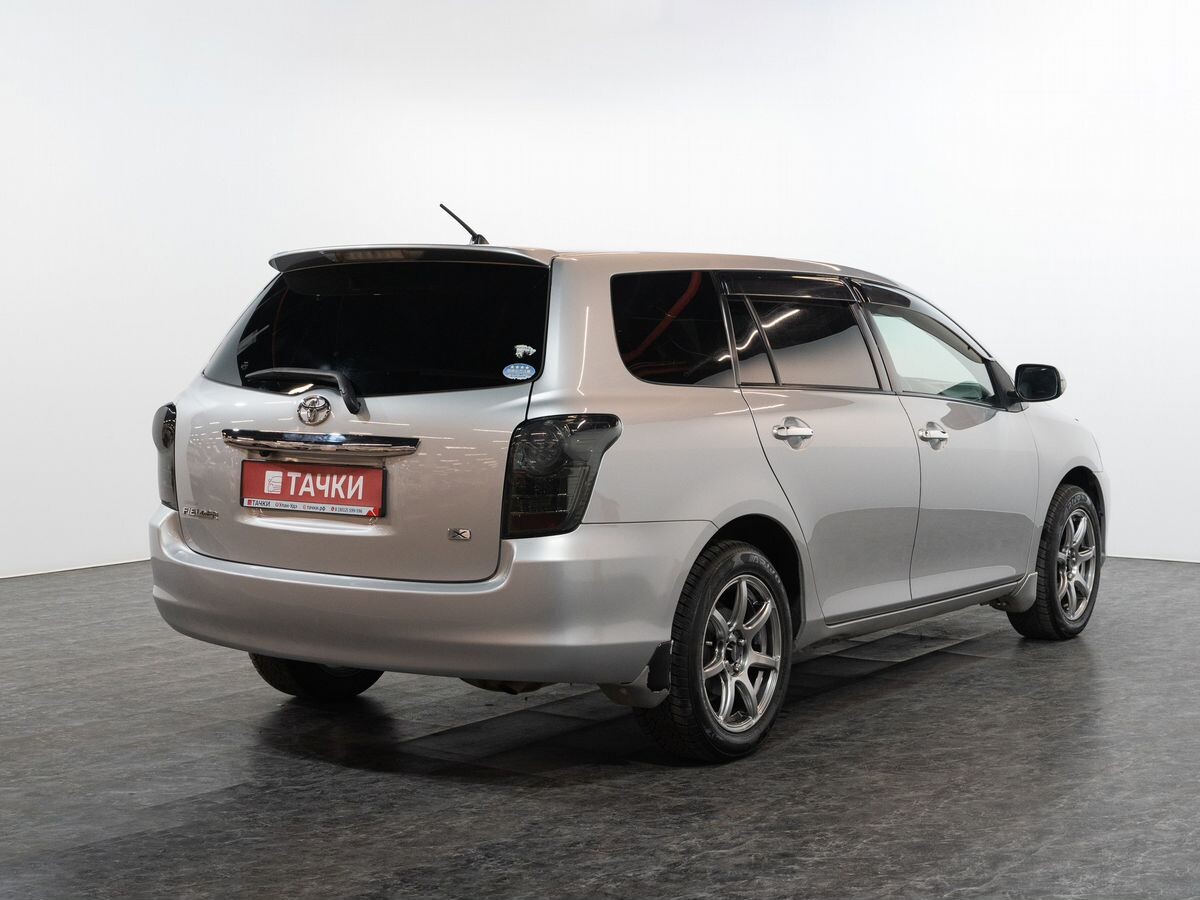 Toyota Corolla 2008 - фото автомобиля