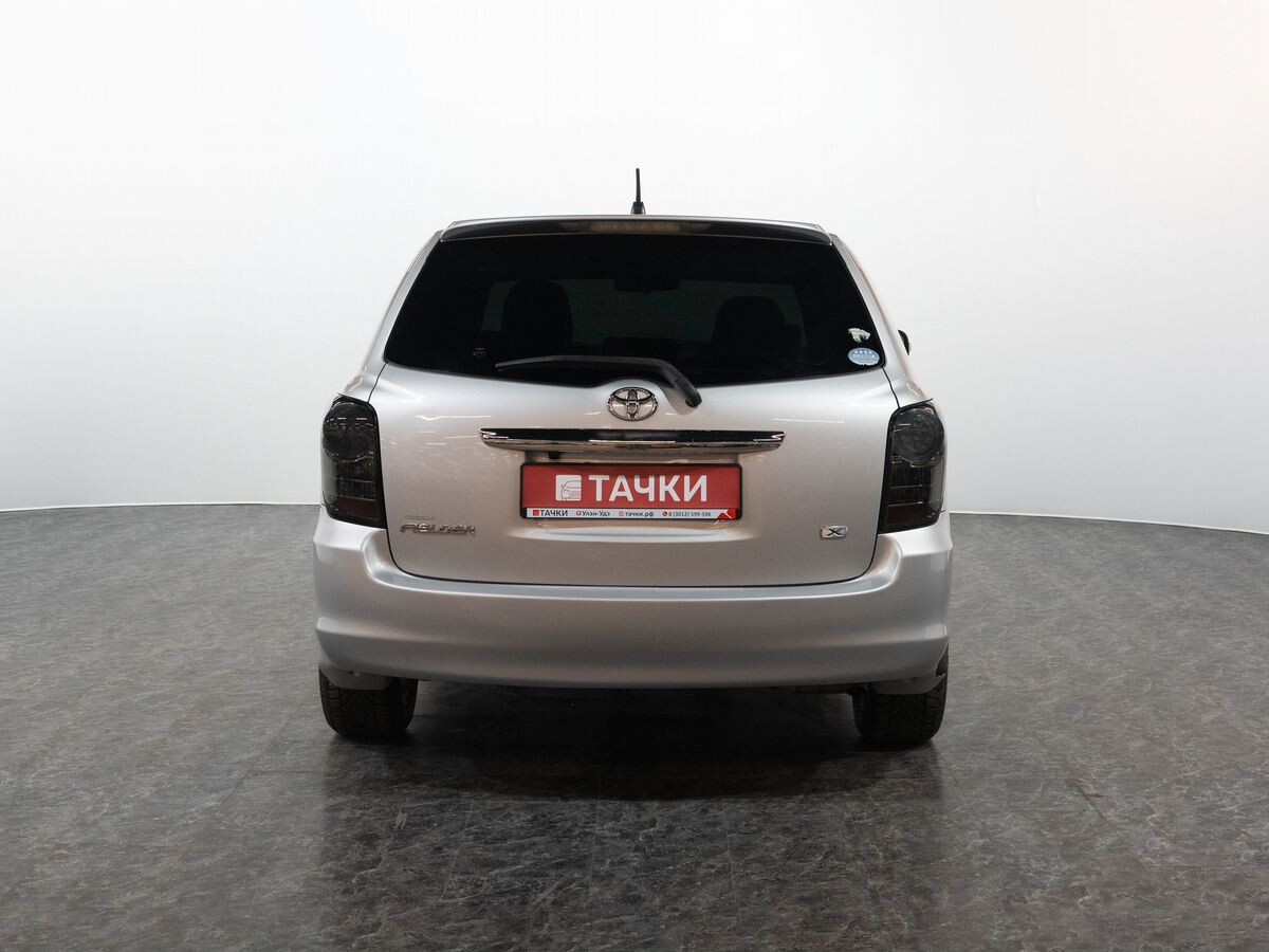 Toyota Corolla 2008 - фото автомобиля