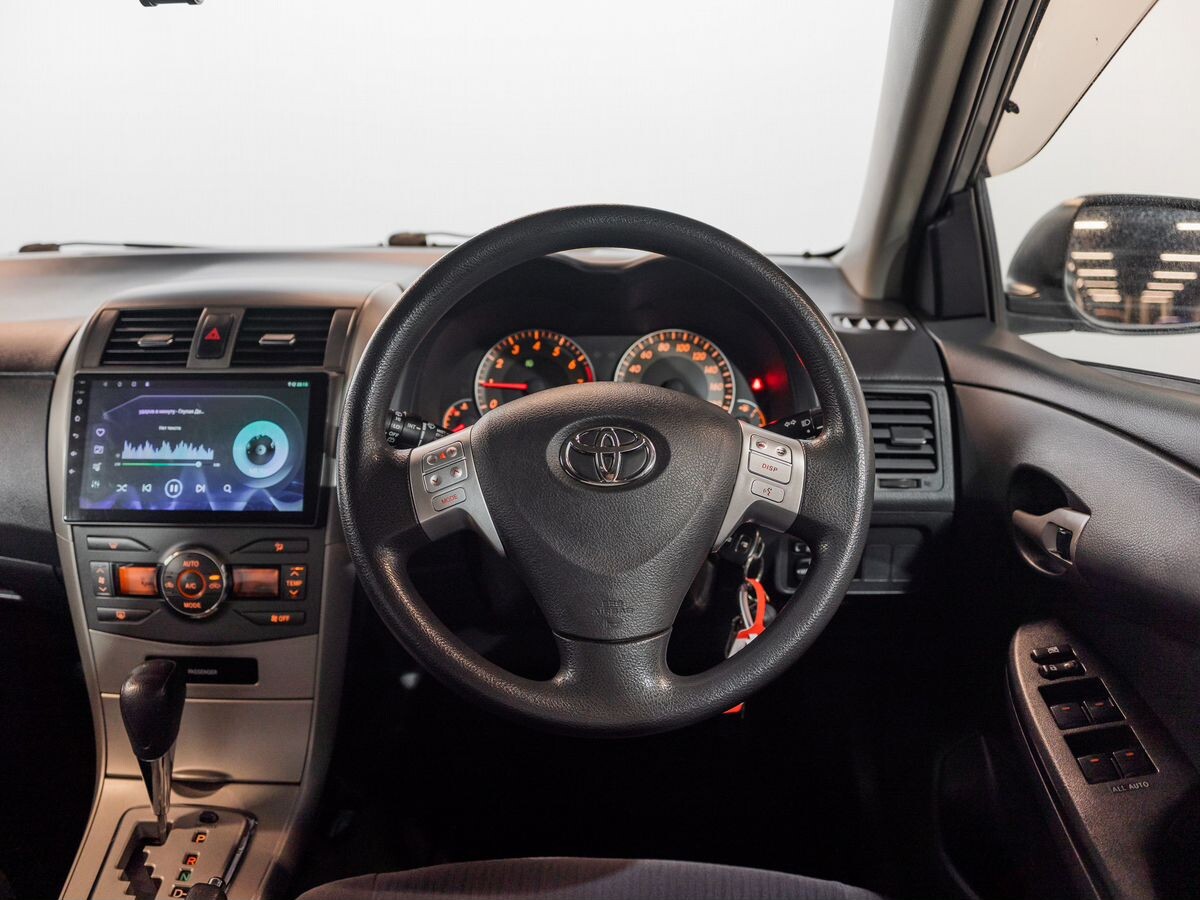 Toyota Corolla 2008 - фото автомобиля