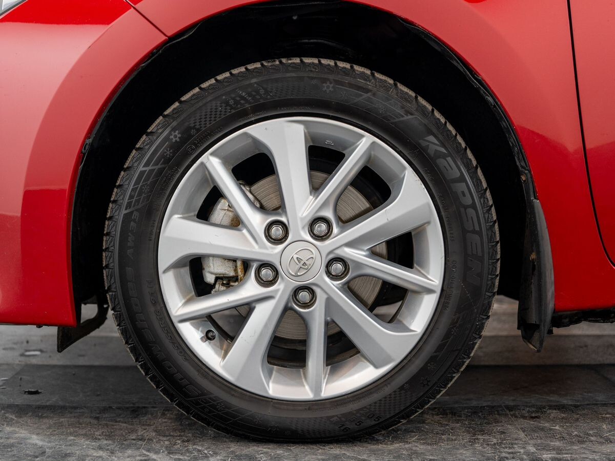 Toyota Corolla 2014 - фото автомобиля