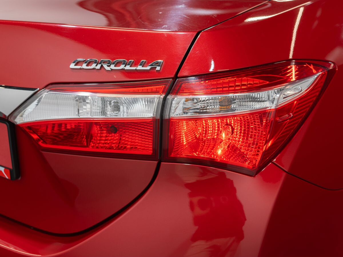 Toyota Corolla 2014 - фото автомобиля