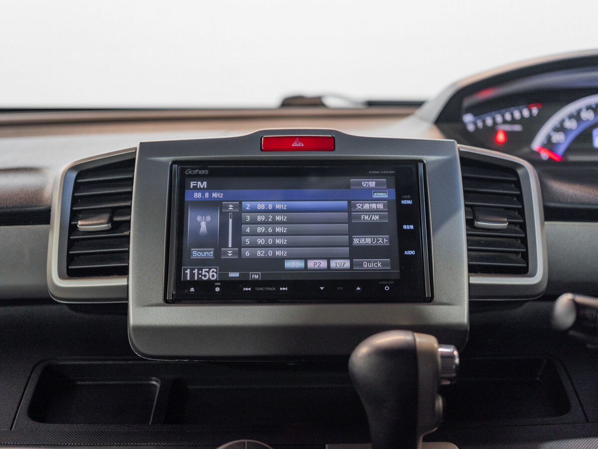 Honda Freed 2014 - фото автомобиля