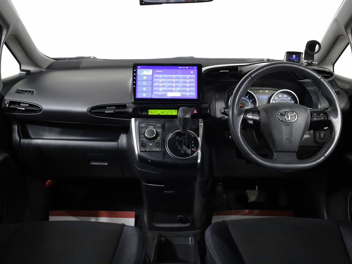Toyota Wish 2009 - фото автомобиля