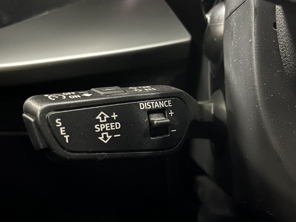 Audi A3 2023 - фото автомобиля